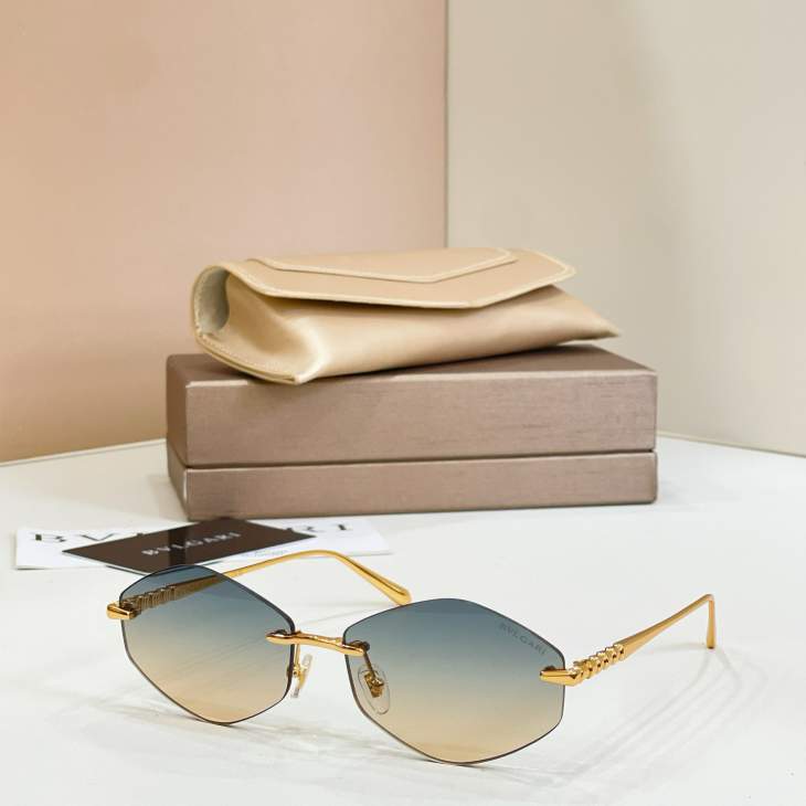 Picture of Bvlgari Sunglasses _SKUfw80535527fw